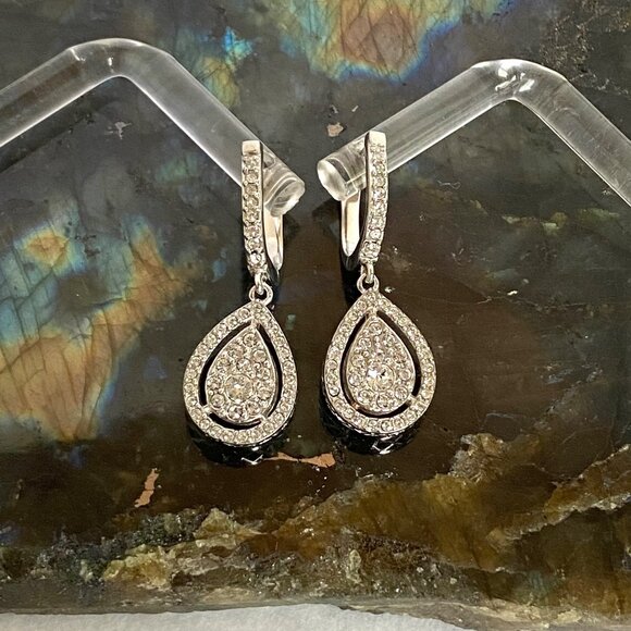 Sterling Silver 925 Cubic Zirconia CZ Teardrop Dangle Earrings Hinged Back - Picture 13 of 16